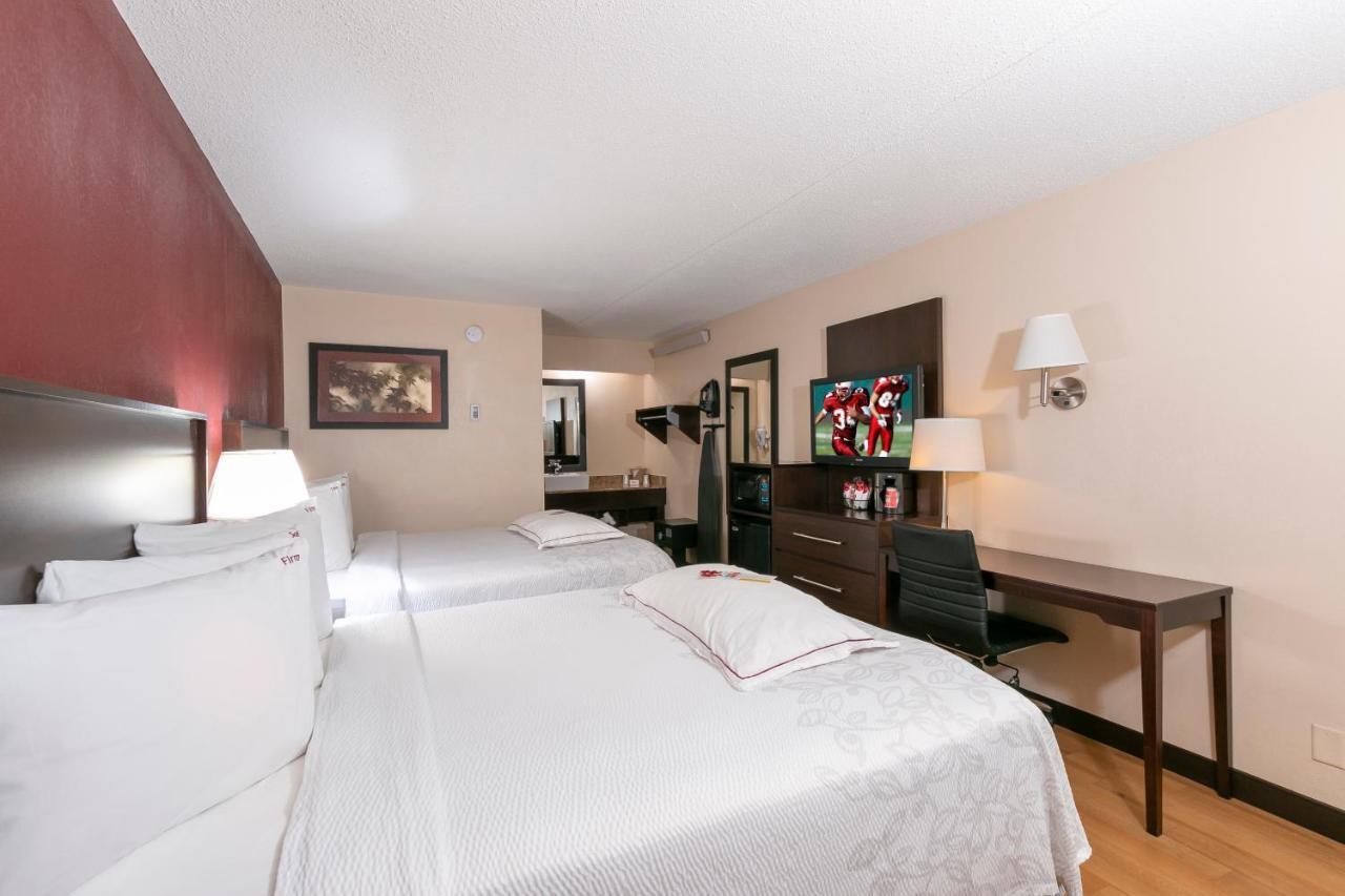 Red Roof Inn Plus+ Atlanta - Buckhead Druid Hills Buitenkant foto