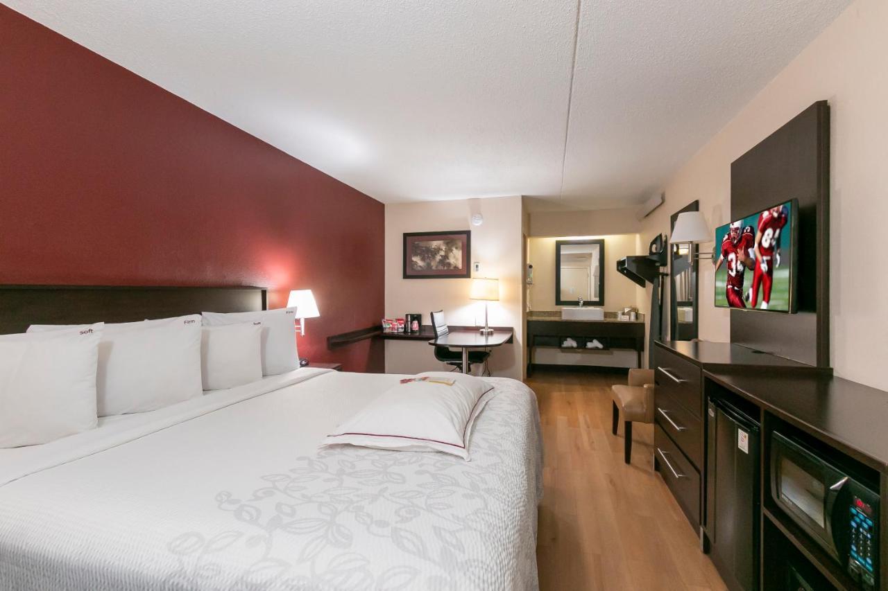 Red Roof Inn Plus+ Atlanta - Buckhead Druid Hills Buitenkant foto